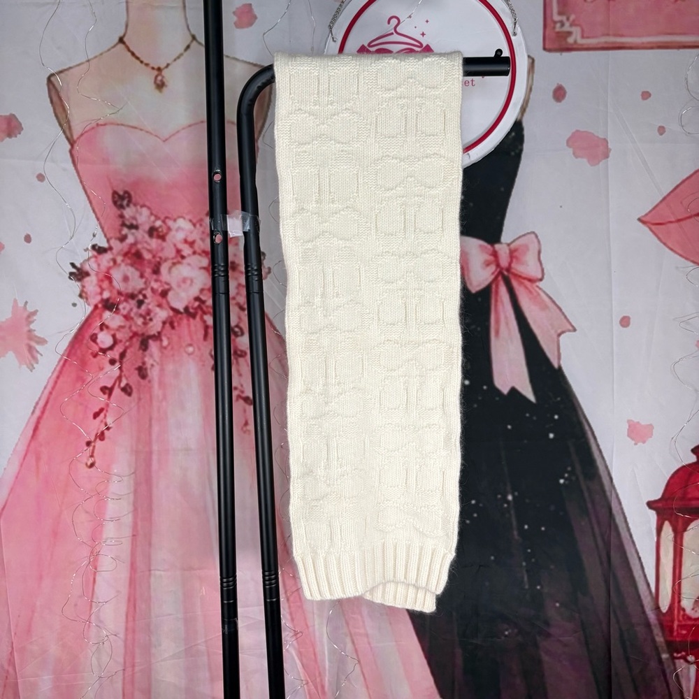 Coach Cream Cable Knit Scarf